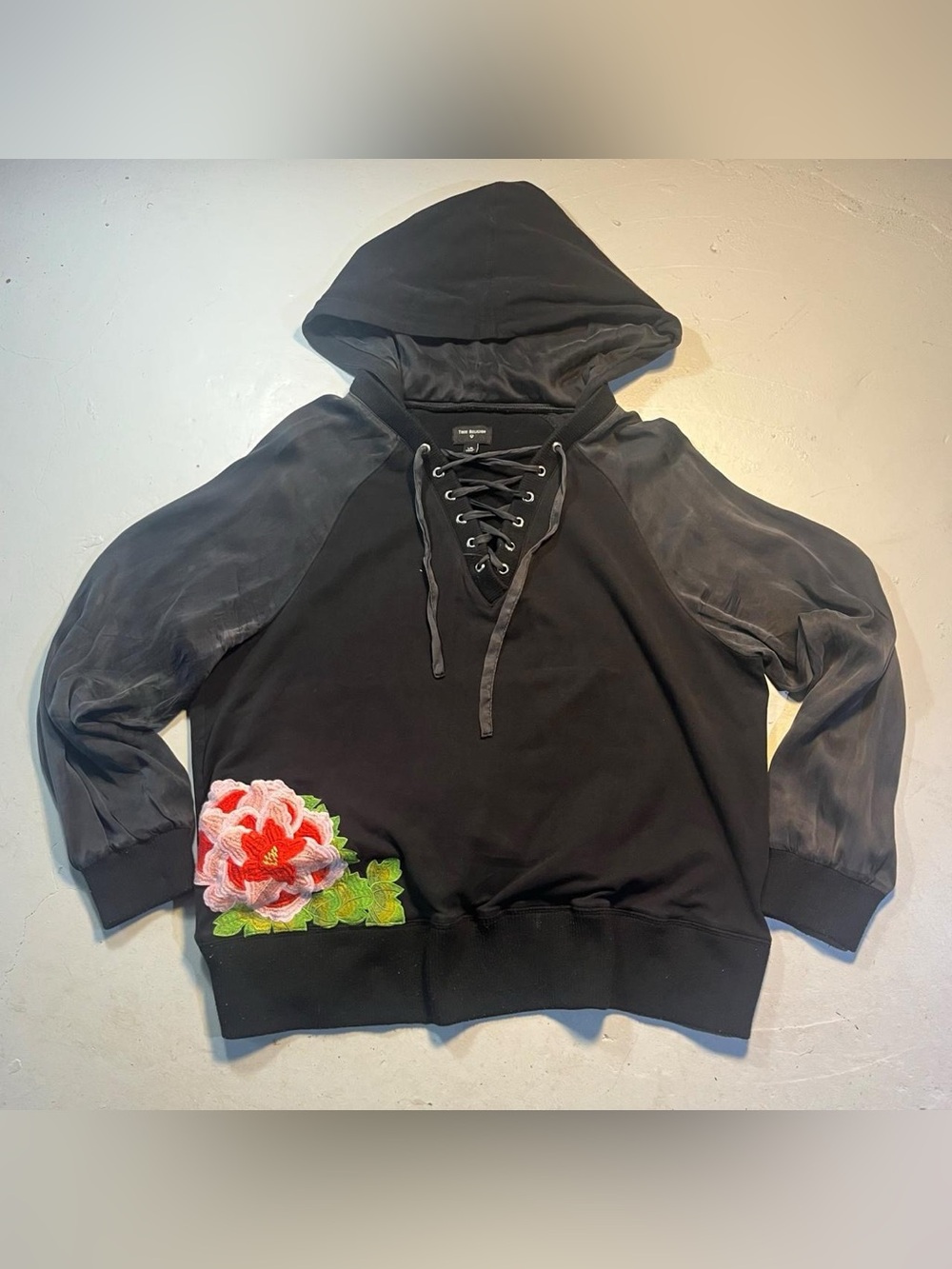 True Religion Black Lace-Up Pullover Hoodie with silk sleeves sz L